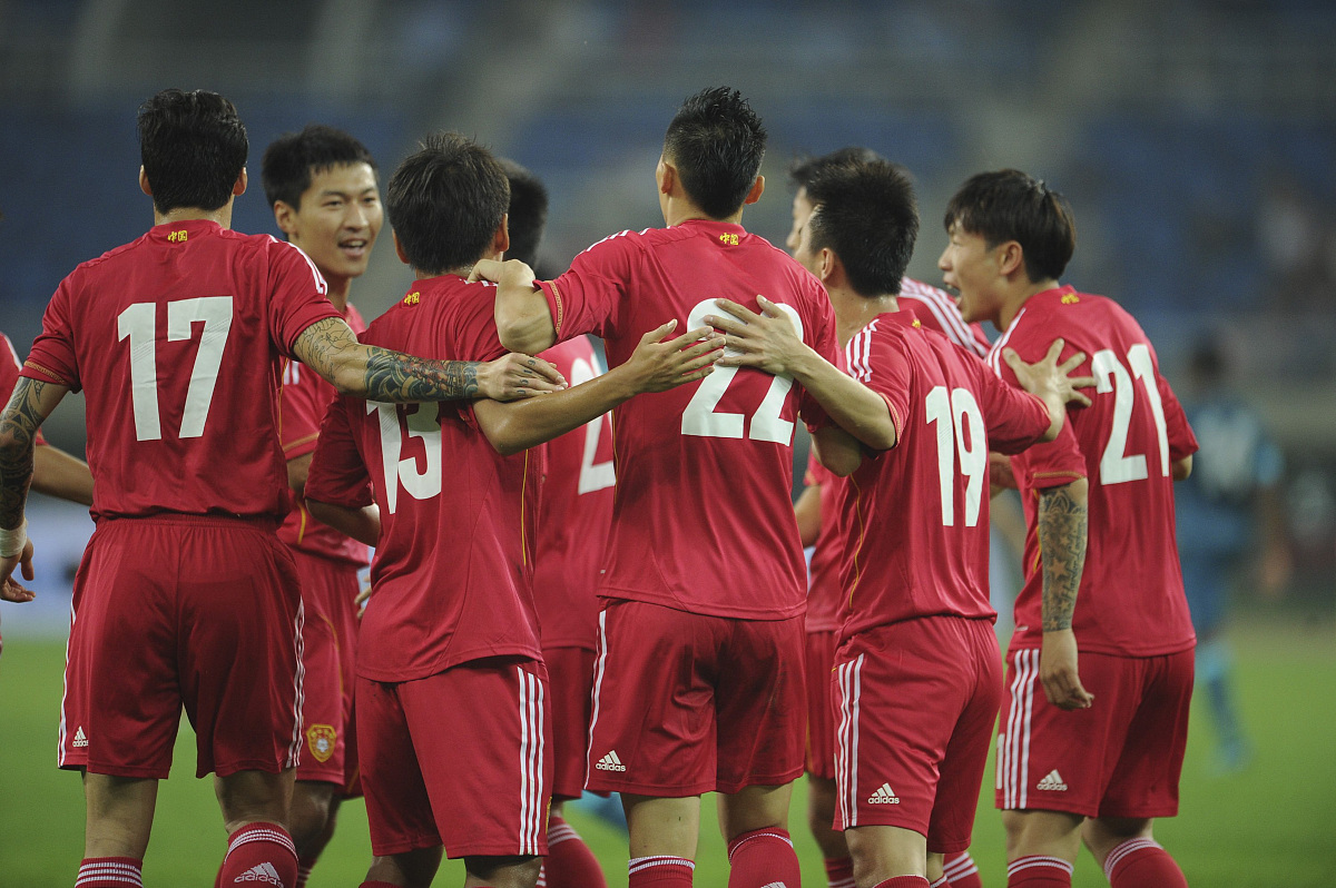 国内外球队为了荣誉展开激烈的角逐的简单介绍