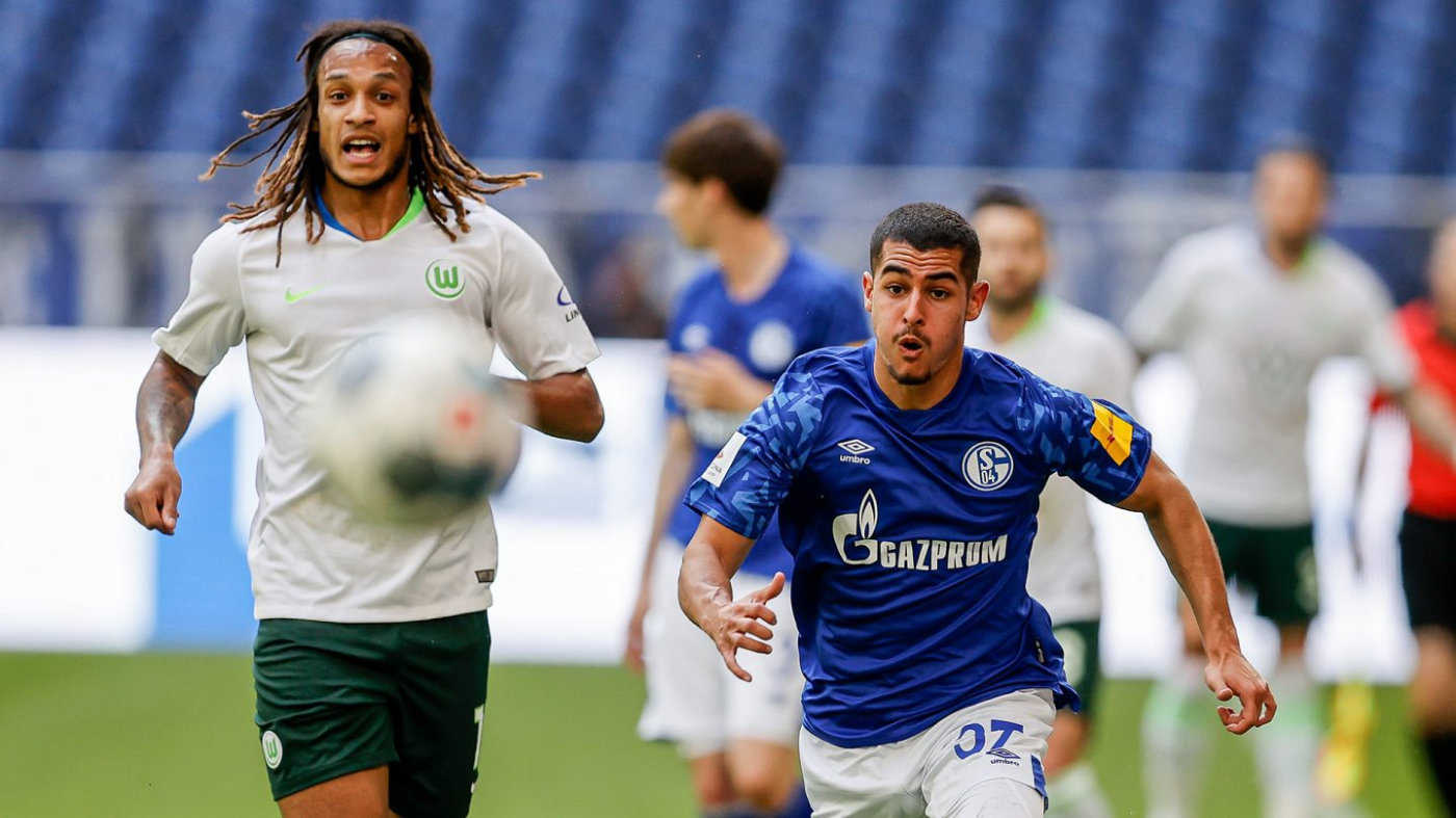 沙尔克遭遇重创,主场负于法兰克福(沙尔克遭遇重创,主场负于法兰克福吗) 沙尔克遭遇重创,主场负于法兰克福(沙尔克遭遇重创,主场负于法兰克福吗)